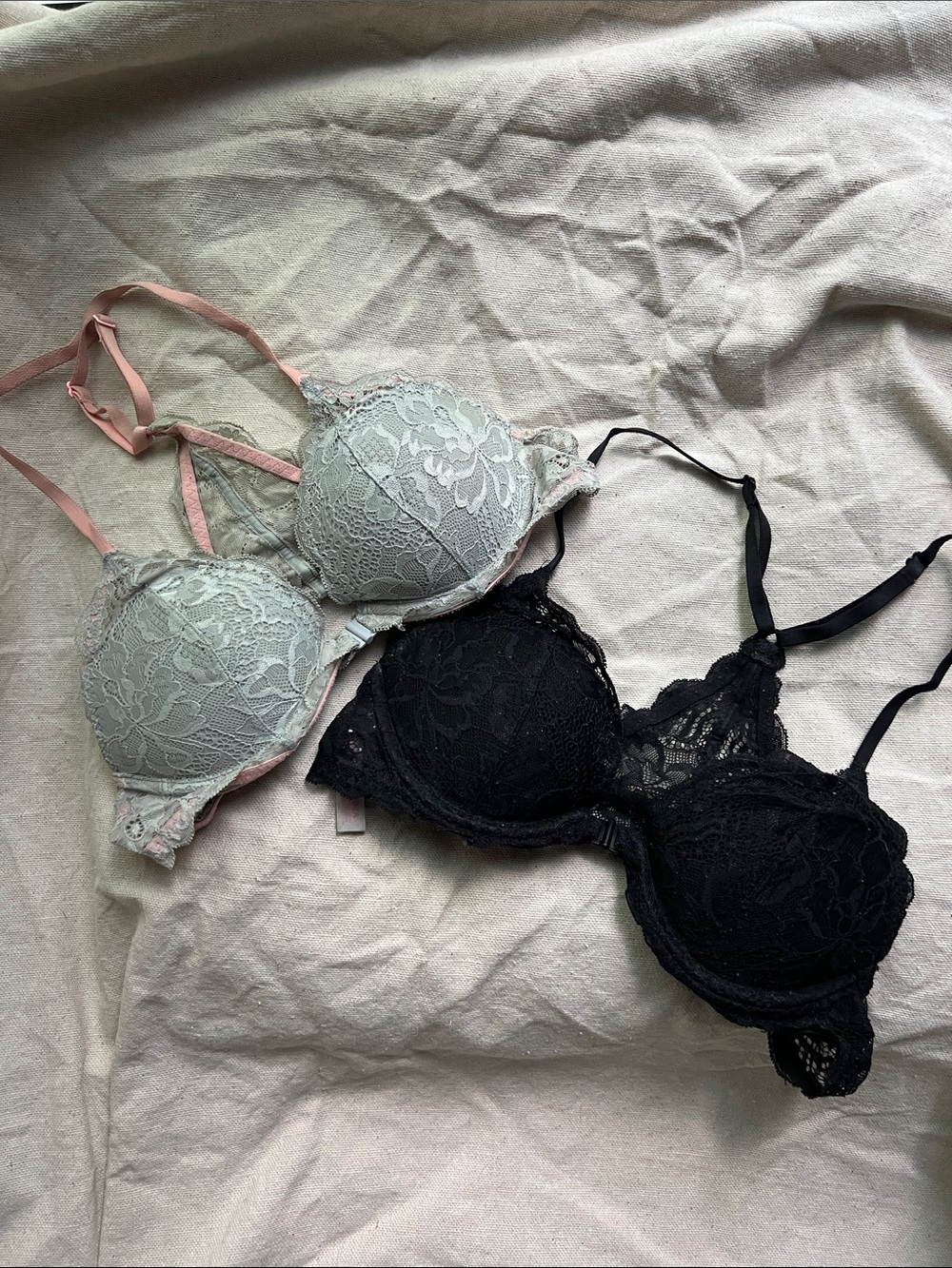 2 PINK VS Lace Underwire Bras in Black and Light Gray size 34A